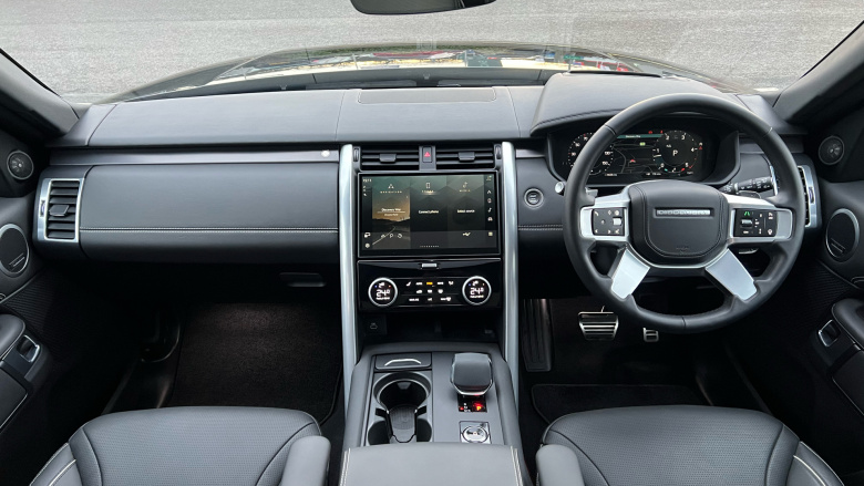 Land Rover Discovery 3.0 D300 Metropolitan Edition 5dr Auto Diesel Station Wagon